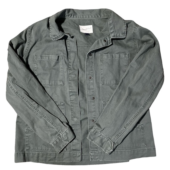 Universal Thread Women’s Utility Jacket Size M Green Khaki Lightweight Button Up - Picture 1 of 4